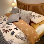 Idyllic Two Bed Country *