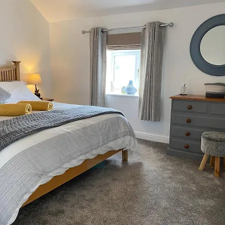 Idyllic Two Bed Country Feriehus *